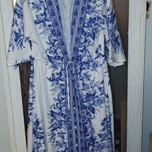 SHEIN Blue Floral Kimono Robe